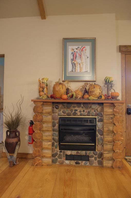 Grand Canyon Bed And Breakfast Williams Esterno foto