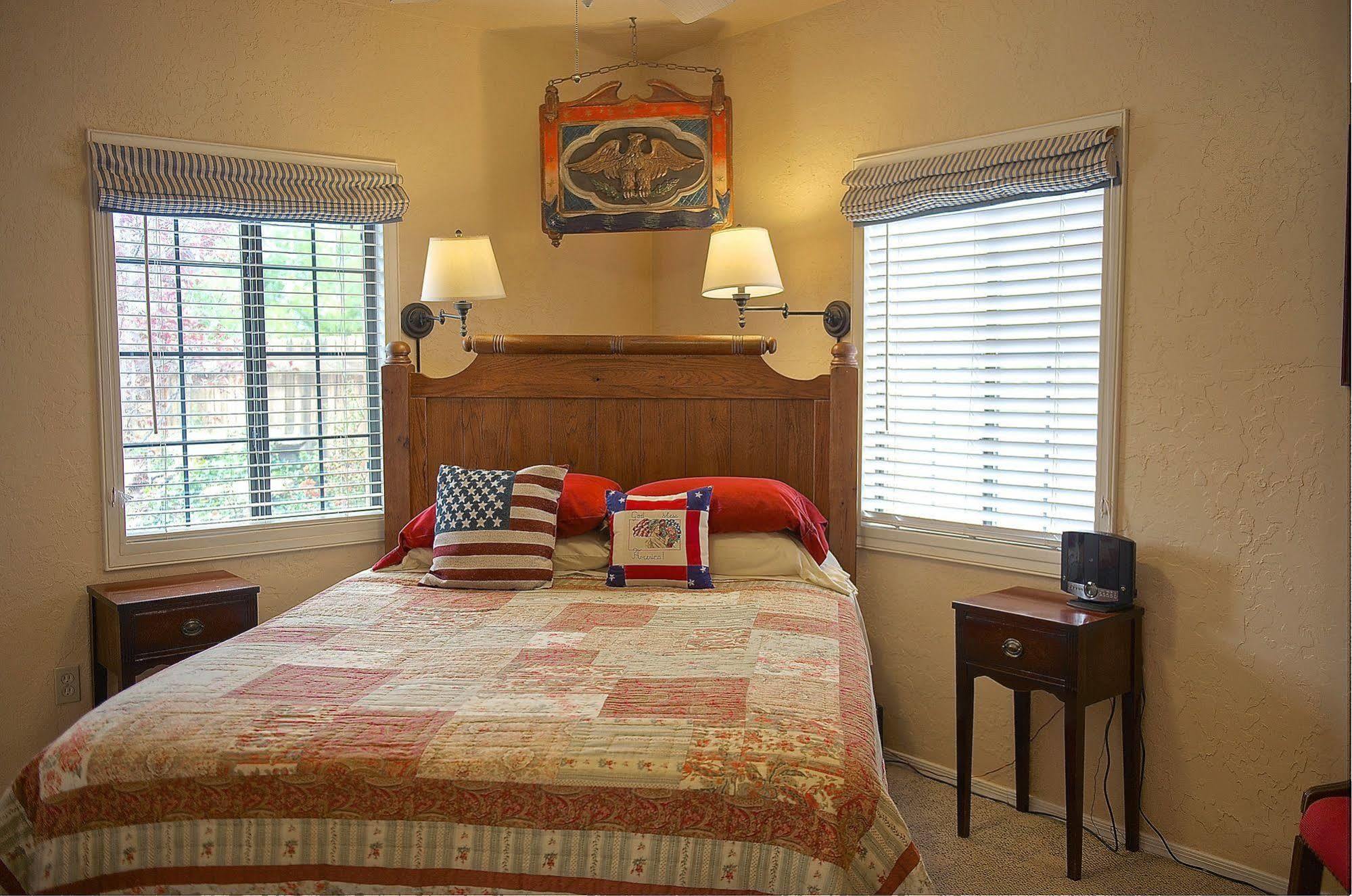 Grand Canyon Bed And Breakfast Williams Esterno foto